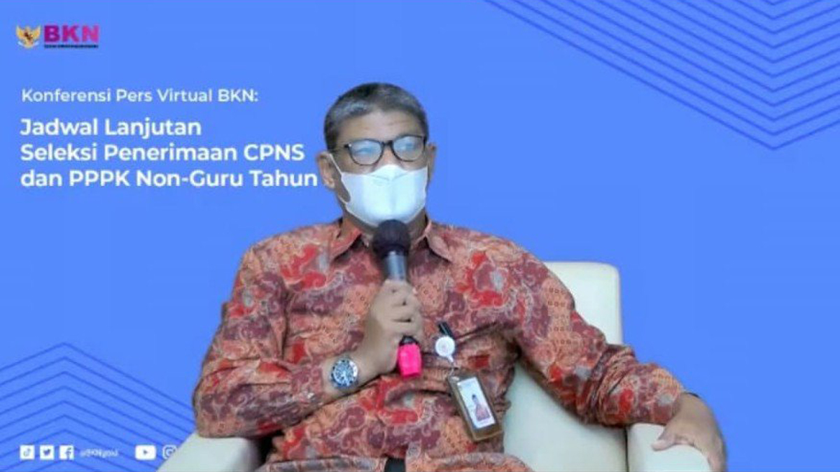 deputi-sistem-informasi-kepegawaian-bkn-suharmen-saat-konper-dp8s