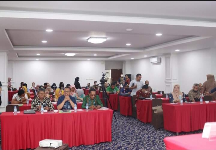Suasana workshop bunda literasi/ duta baca daerah dan pengiat literasi di Hotel Zahra, Kamis (28/7).