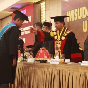 Unsultra Cetak Wisuda 322 Sarjana