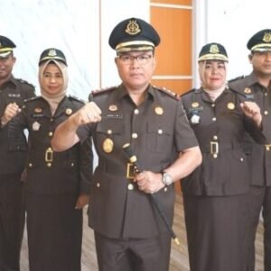 Kajari Buton Ledrik Victor Mesak Takaendengan, SH, MH.