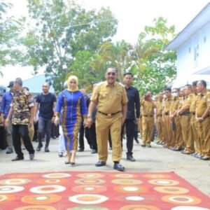 Pj.Bupati Bombana Burhanuddin berkantor perdana.1