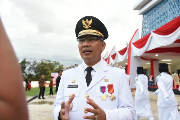 SULKARNAIN KADIR res