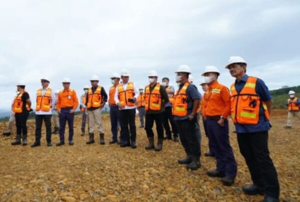 F5A5EF0F-E891-412A-9B45-E245E625C681