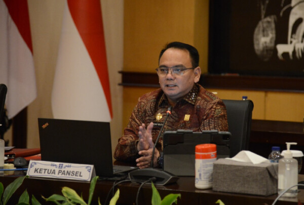 17992F41-03FE-44BB-B2DF-04B949A14554