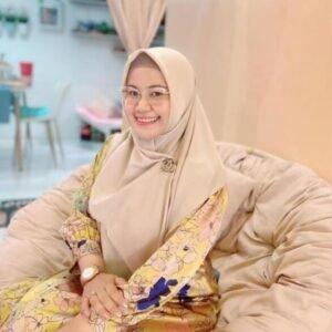 MAWAR RUSELIA