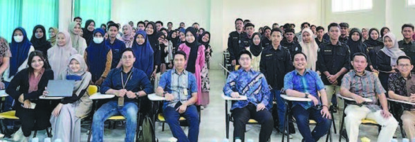 Kuliah tamu yang diikuti dosen dan mahasiswa FITK Universitas Halu Oleo yang menghadirkan pakar lingkungan, kemarin