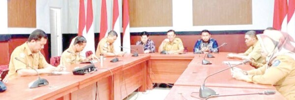 Pemkab Wakatobi bersama BI Sulawesi Tenggara menggelar rapat persiapan peluncuran ERB dan dipimpin langsung Staf Ahli Bupati Wakatobi, Kuhaeri, kemarin