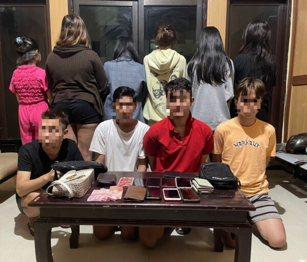 Tersangka dan barang bukti yang berhasil diamankan Polda Sultra