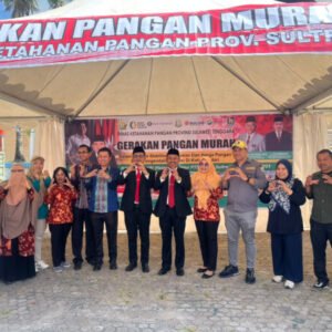 Suasana pembukaan Gerakan Pangan Murah di pelataran Kantor DPM PTSP Sultra, Kamis, 5 Oktober 2023. Suasana pembukaan Gerakan Pangan Murah di pelataran Kantor DPM PTSP Sultra, Kamis, 5 Oktober 2023.