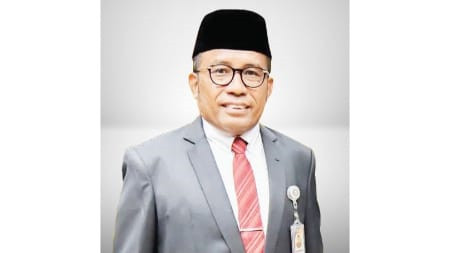 Rektor Universitas Halu Oleo (UHO), Prof. Dr. Muhammad Zamrun Firihu, S.Si., M.Si., M.Sc.,
