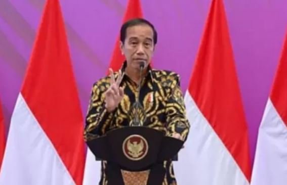 Batasan usia dan jumlah pesangon setelah UU Cipta KErja disahkan Presiden Jokowi. (Instagram @jokowi)