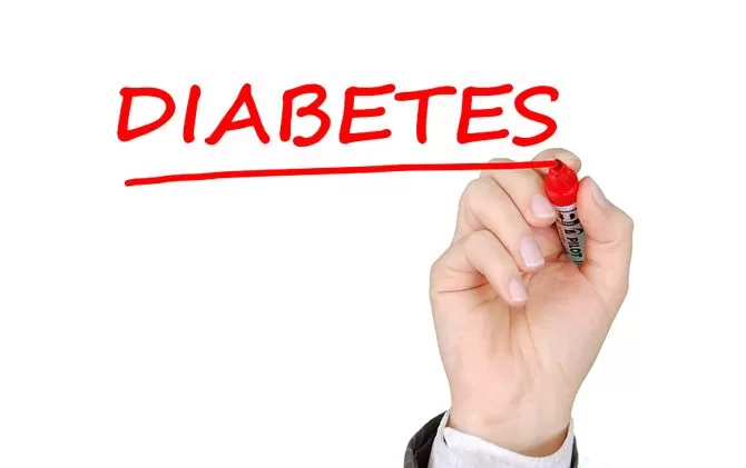 mampu-kontrol-gula-darah-penderita-diabetes-berikut-resep-teh-ginseng_c_1549126982_280505